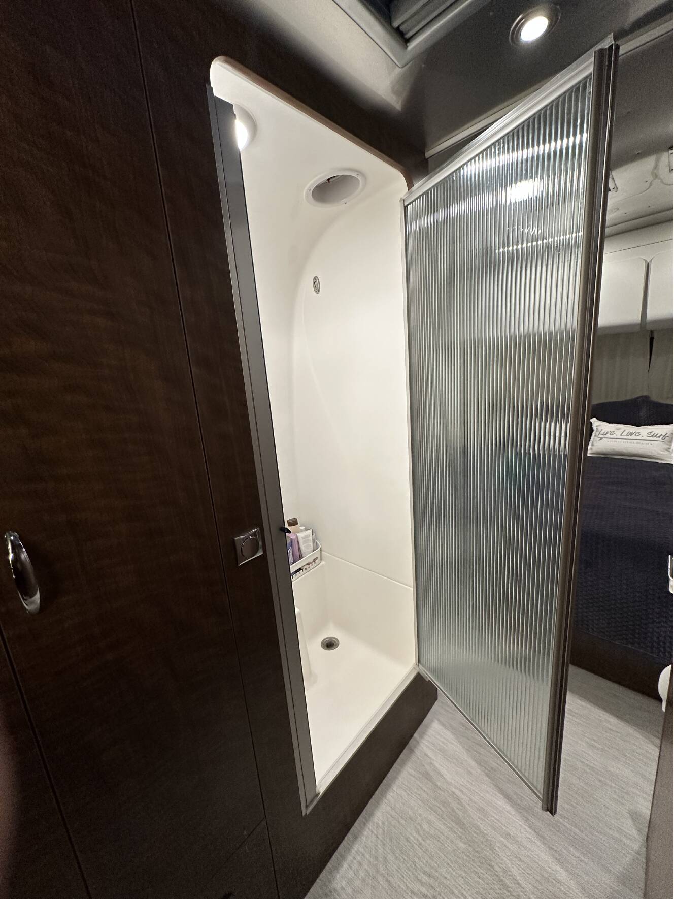 A photo of this 2022 Airstream GLOBETROTTER 27FB