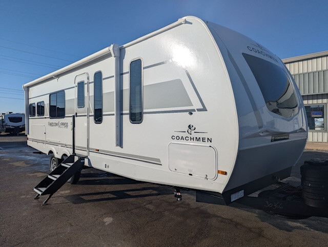 2025 Freedom Express Ultra-Lite 274RKS in rock falls IL