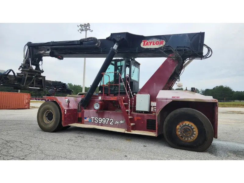 2015 TAYLOR TS9972 Reach Stacker
