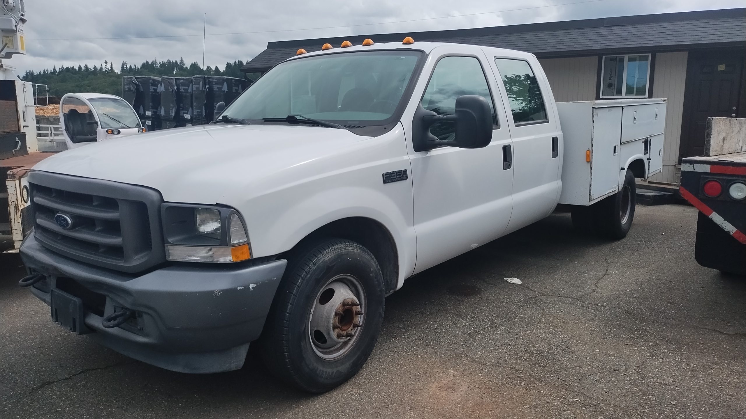 2003 FORD Utility Truck in Kent, WA