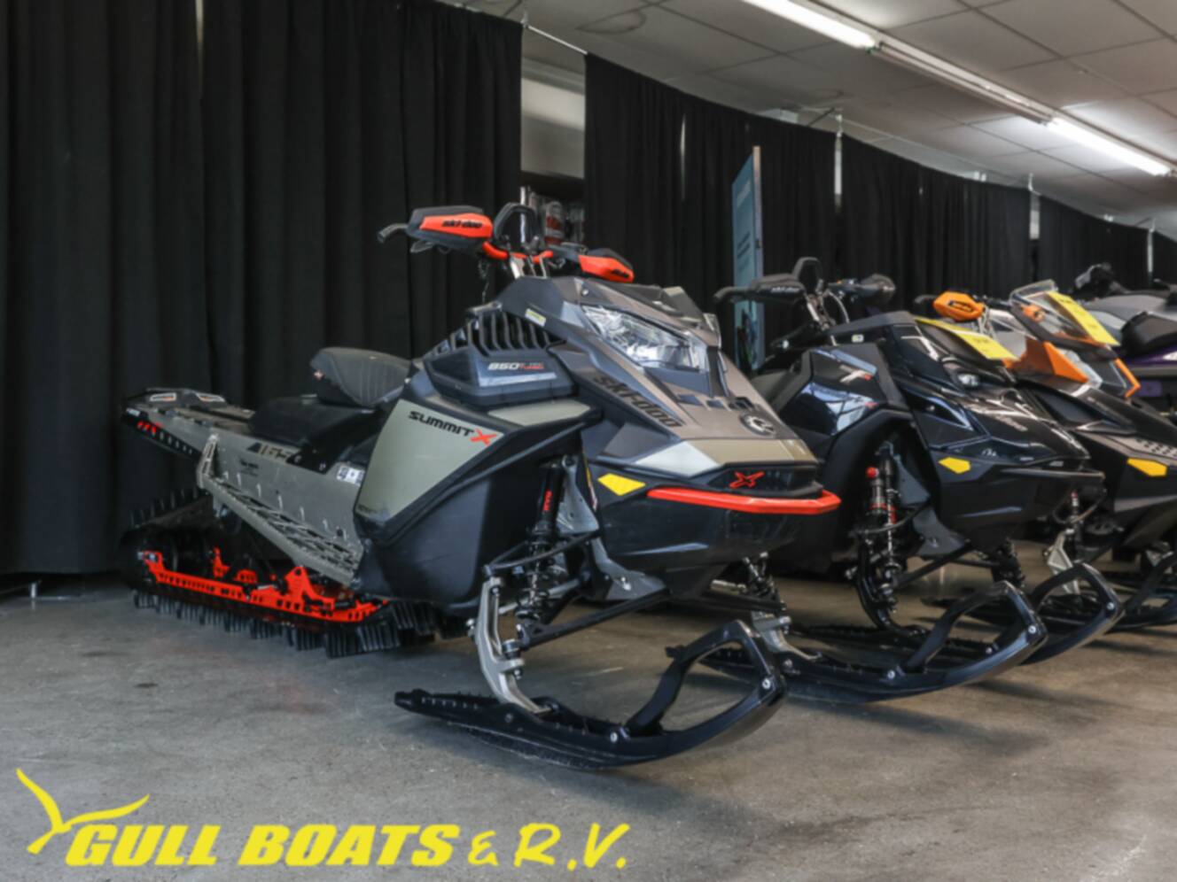 A photo of this 2022 Ski-Doo Xpert Turbo 165/3