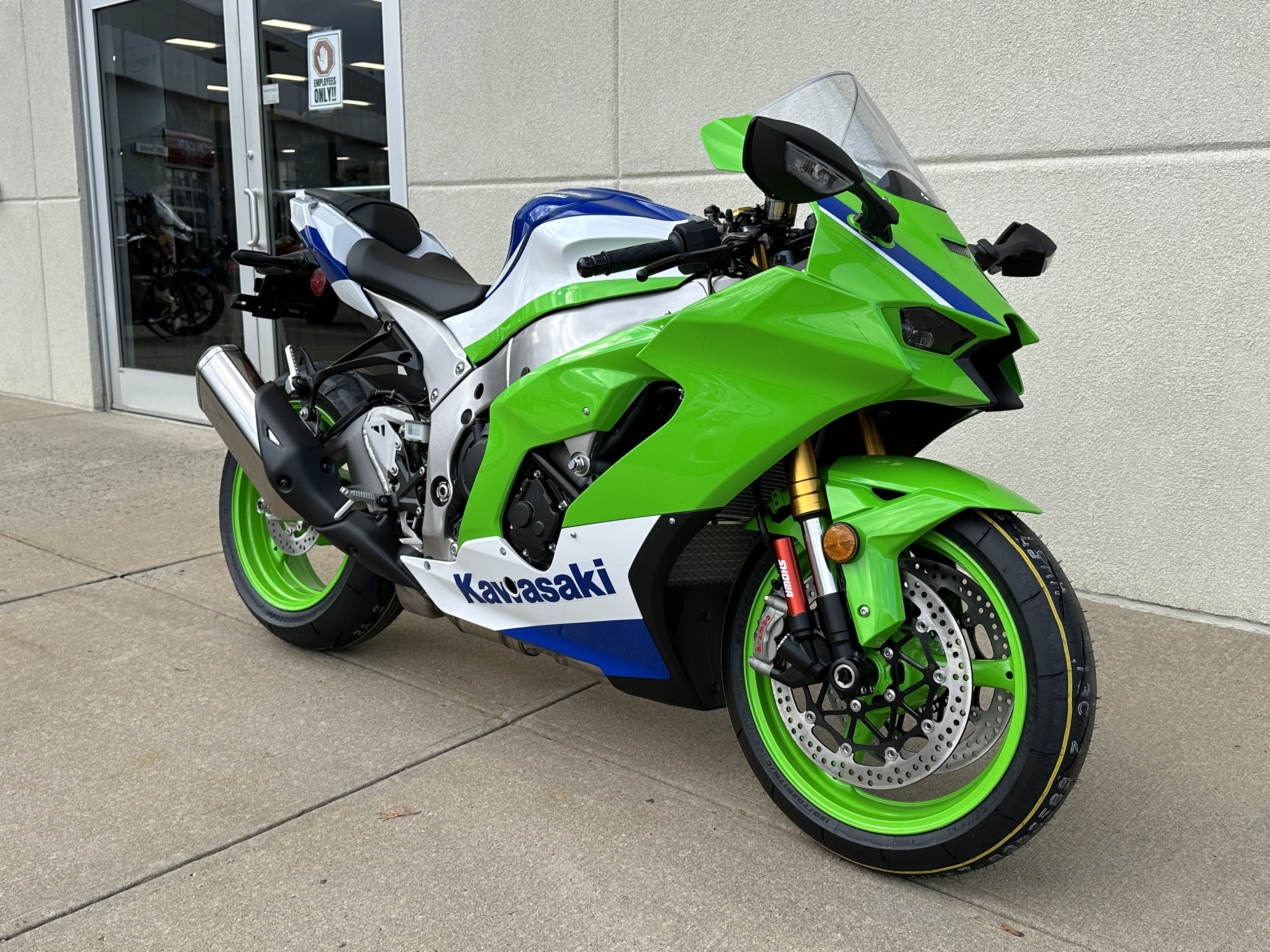 皐月ページ Kawasaki Ninja 1000 ZX-10R 40ème Anniversaire 2024, photos