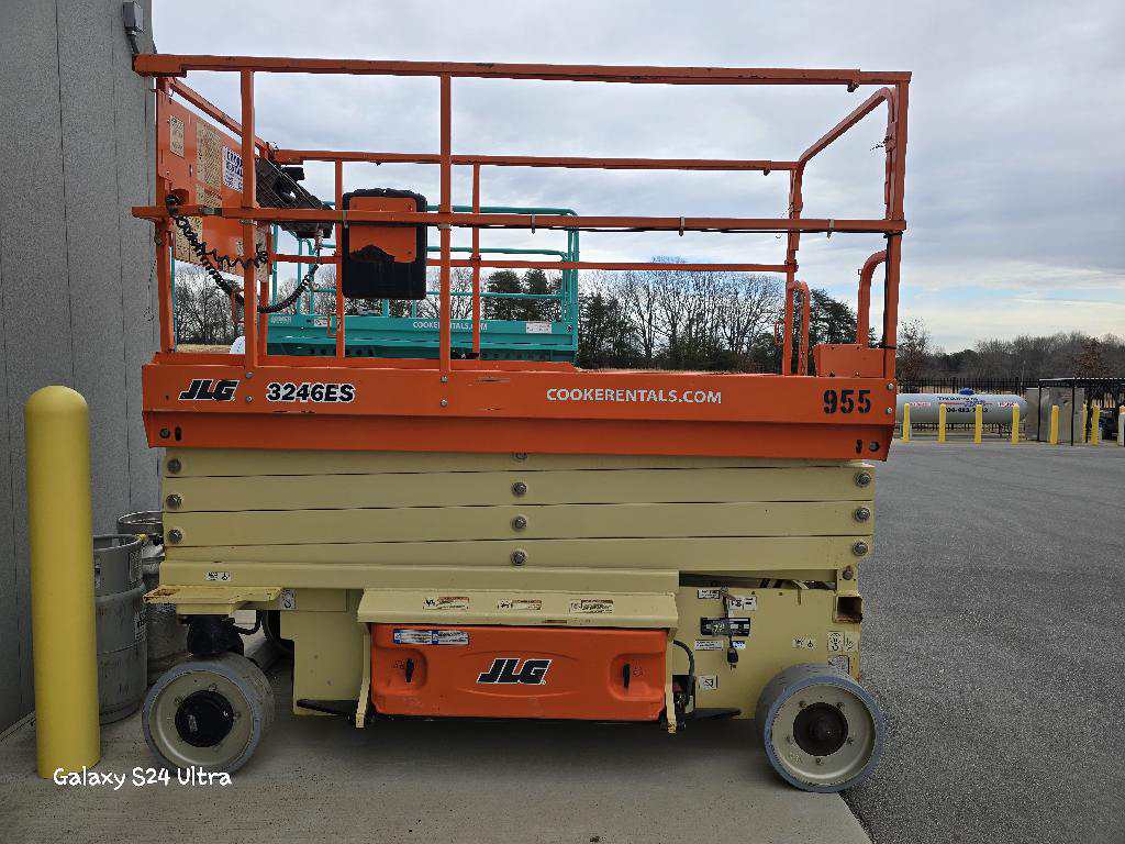 2019 JLG 3246es in Denver, NC