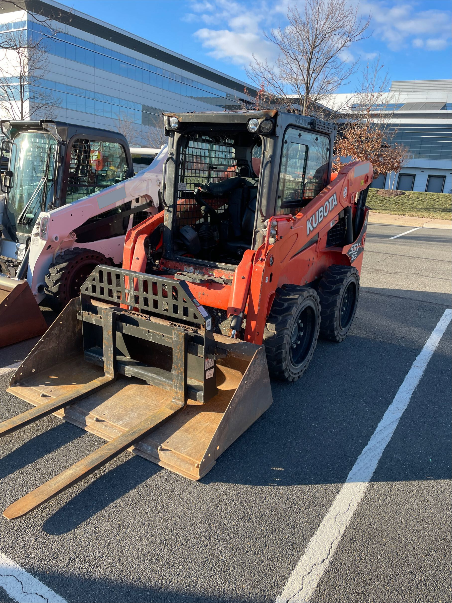 2017 KUBOTA SSV65 in Spring City, PA
