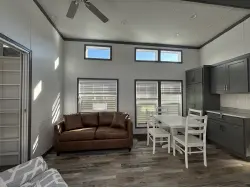 2025 ELEVATION PARK MODEL 5 SERIES 5-122