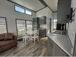 2025 ELEVATION PARK MODEL 5 SERIES 5-122