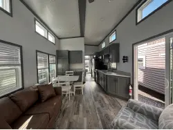 2025 ELEVATION PARK MODEL 5 SERIES 5-122
