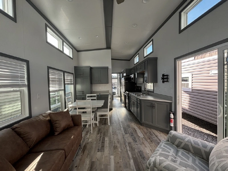 2025 ELEVATION PARK MODEL 5 SERIES 5-122
