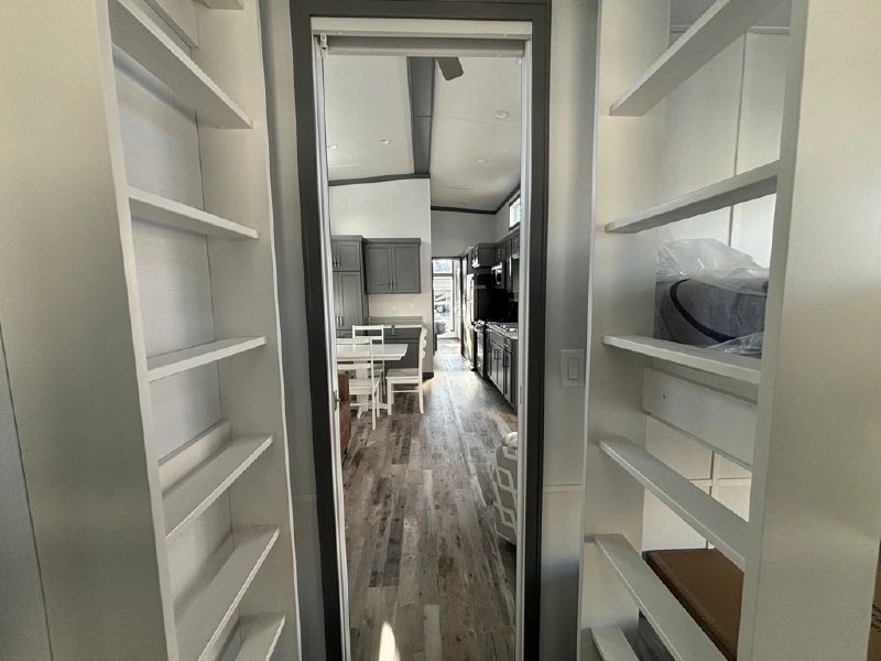 2025 ELEVATION PARK MODEL 5 SERIES 5-122