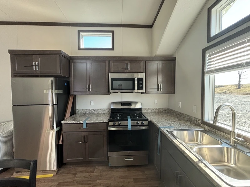2025 ELEVATION PARK MODEL 3 SERIES 3-107