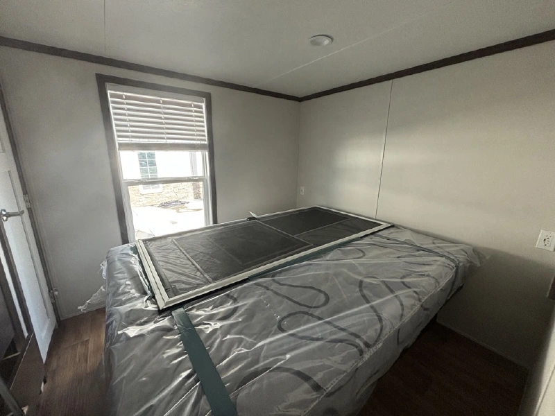 2025 ELEVATION PARK MODEL 3 SERIES 3-107