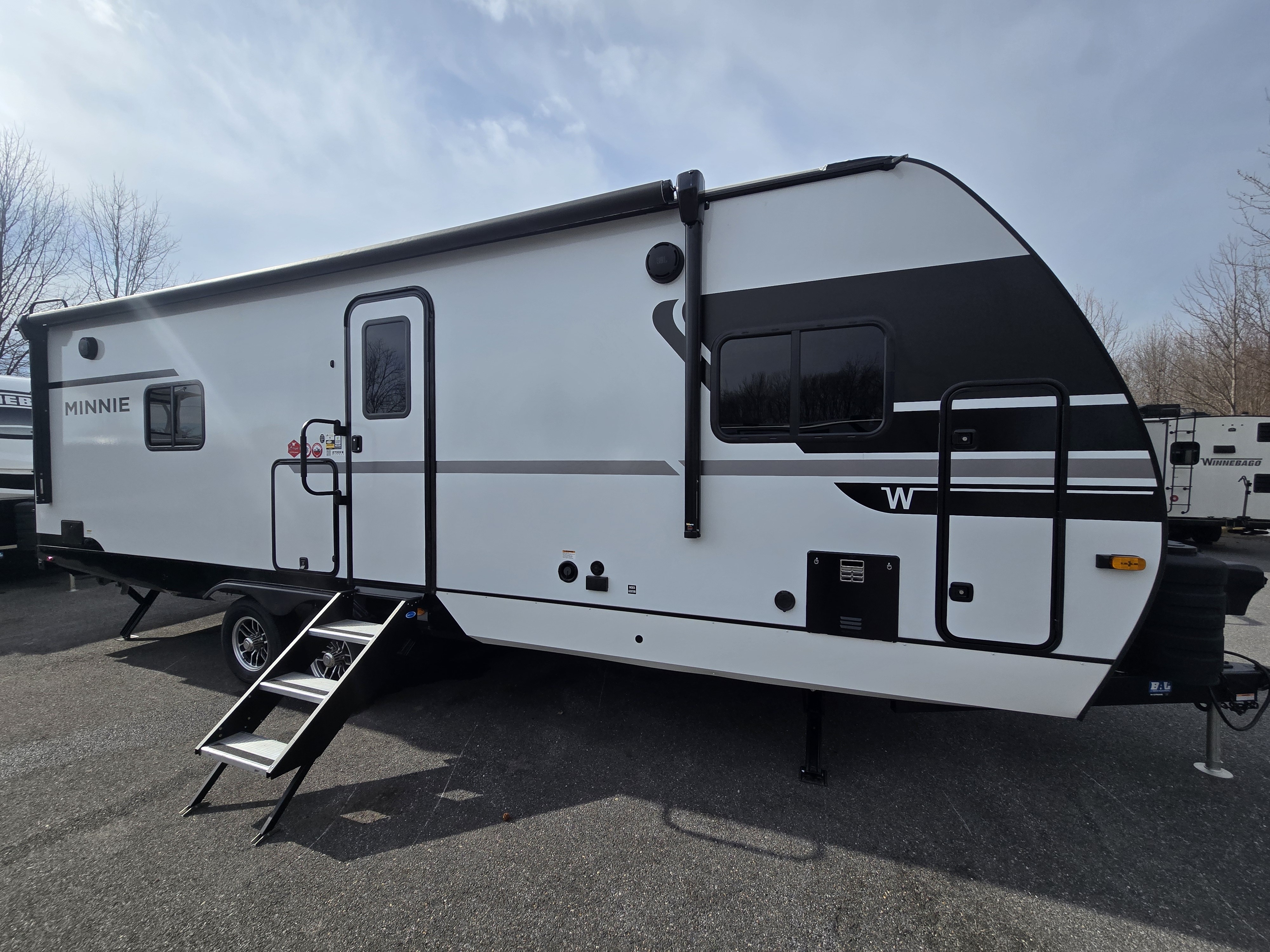 2025 Winnebago MINNIE 2730FK RV