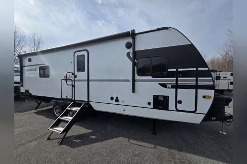 2025 Winnebago MINNIE 2730FK in stevensville MD