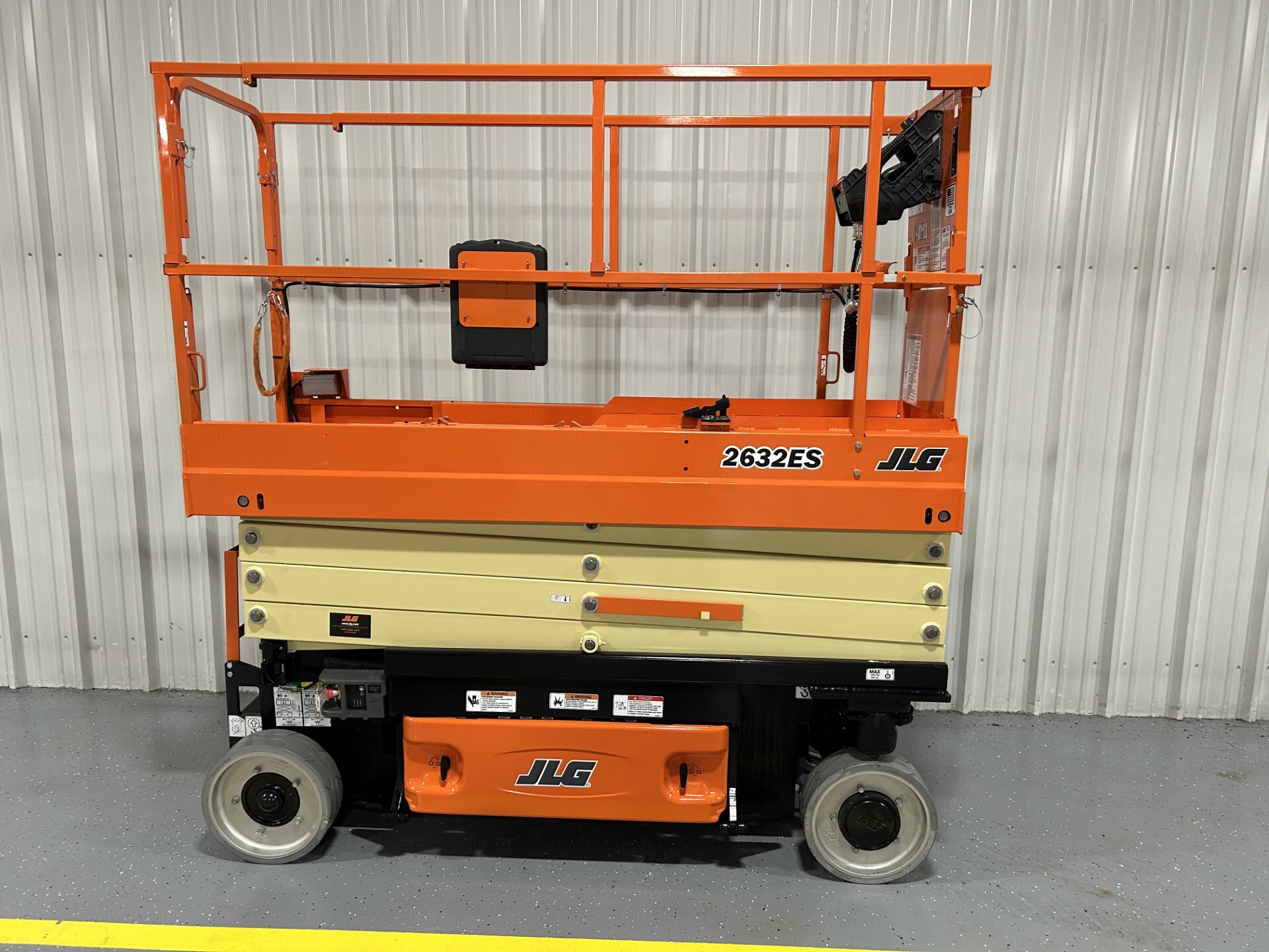 2025 JLG 2632ES in Tully, NY