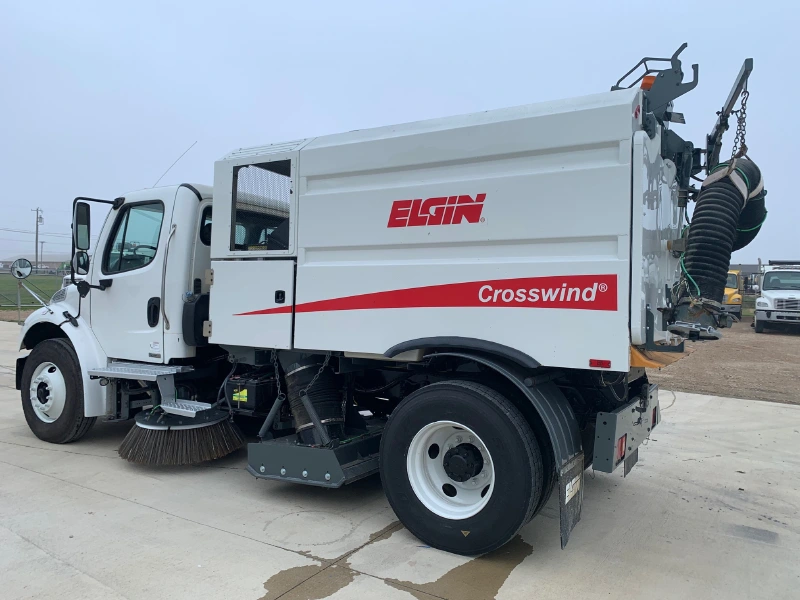 2016 ELGIN CROSSWIND