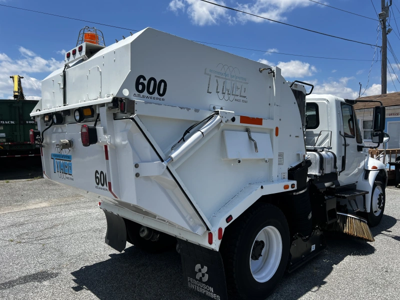 2012 TYMCO 600