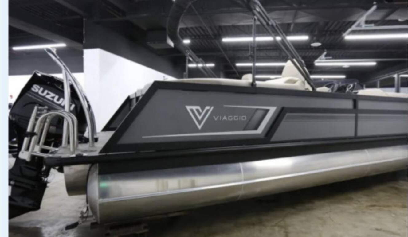 A photo of this 2022 Viaggio DIAMANTE 26Q
