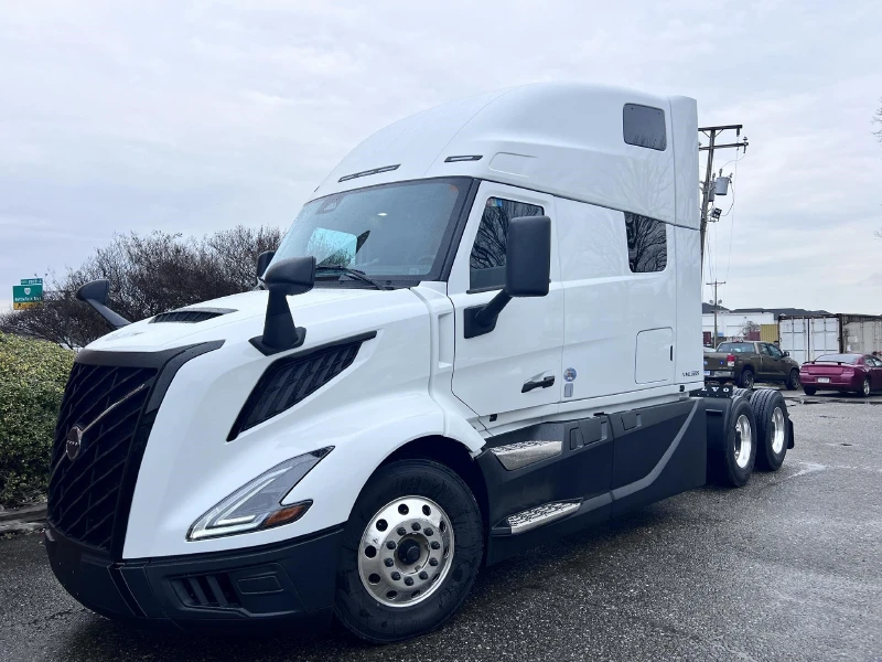 2026 VOLVO VNL64T860