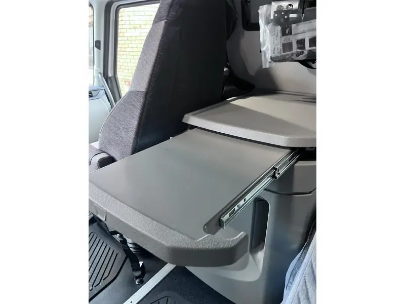 2026 VOLVO VNL64T860