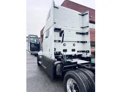 2026 VOLVO VNL64T860
