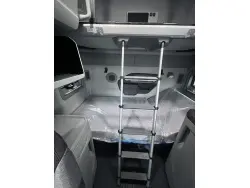 2026 VOLVO VNL64T860