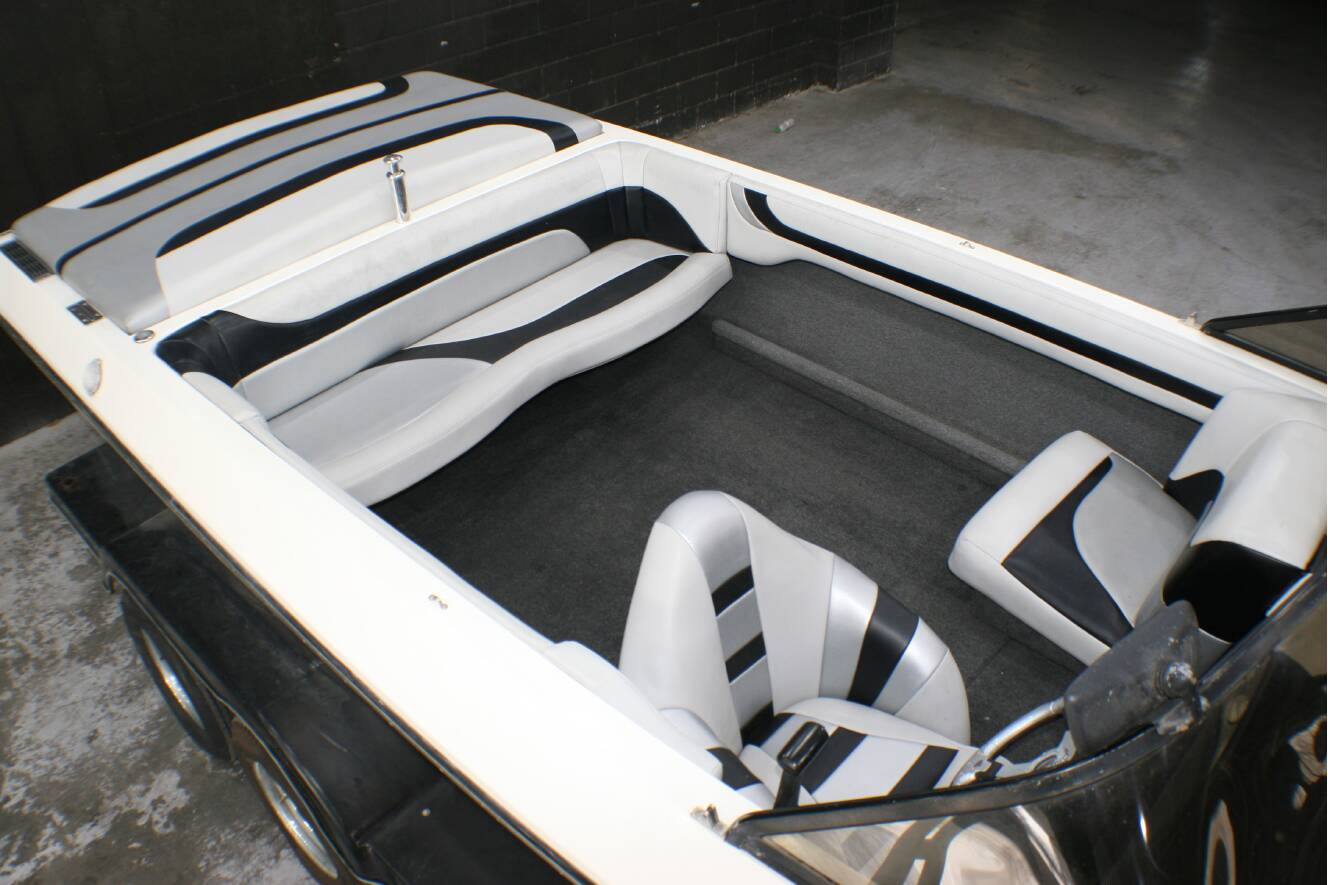 A photo of this 1999 Ski Pro EXTREME 21BR