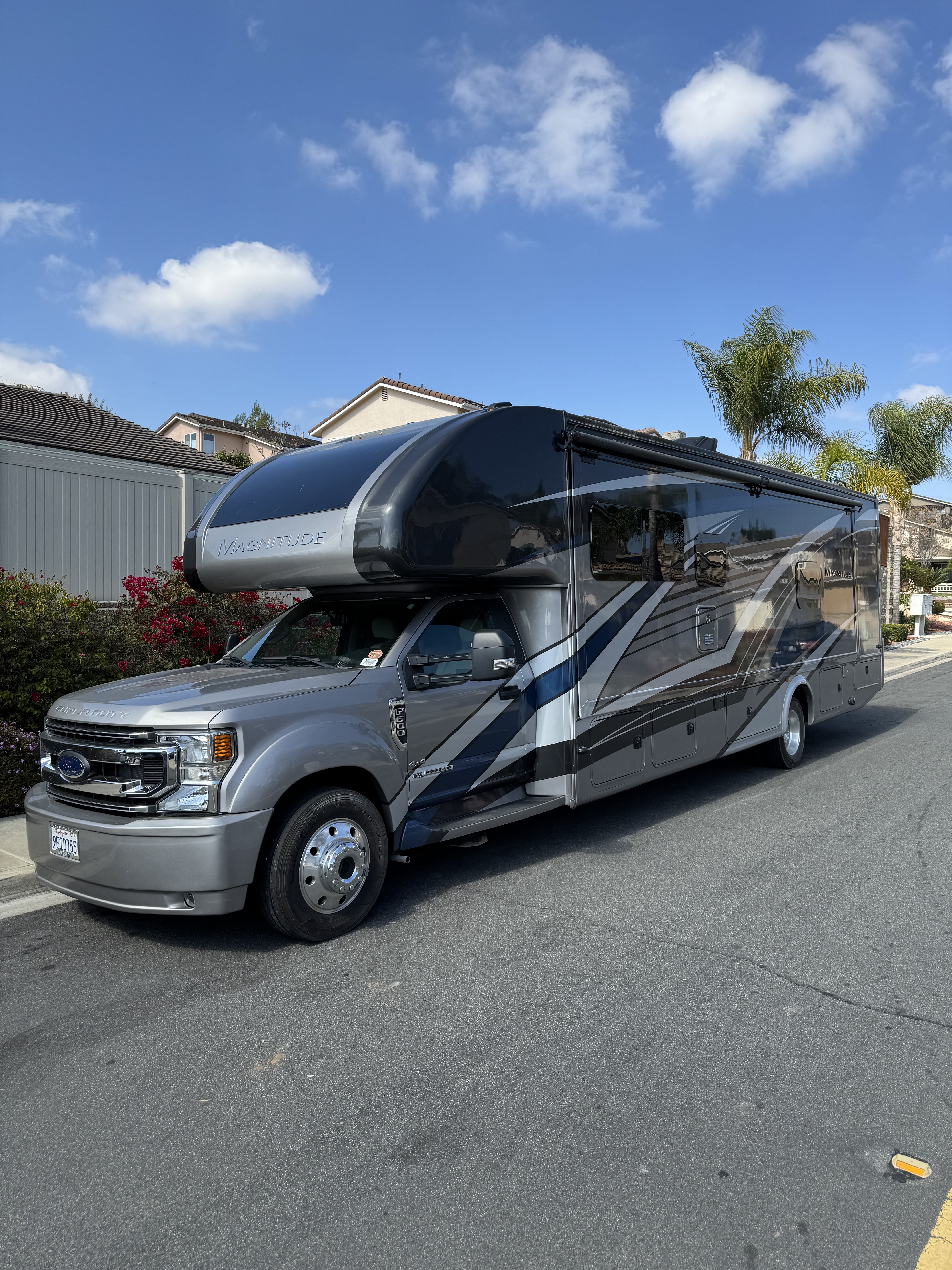 Magnitude Super C For Sale Near 92673 - Thor Motor Coach Class C RVs ...