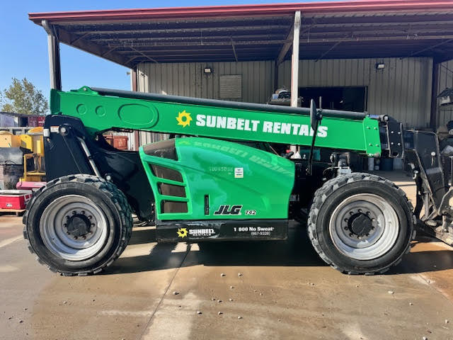2018 JLG 742 in Antioch, TN