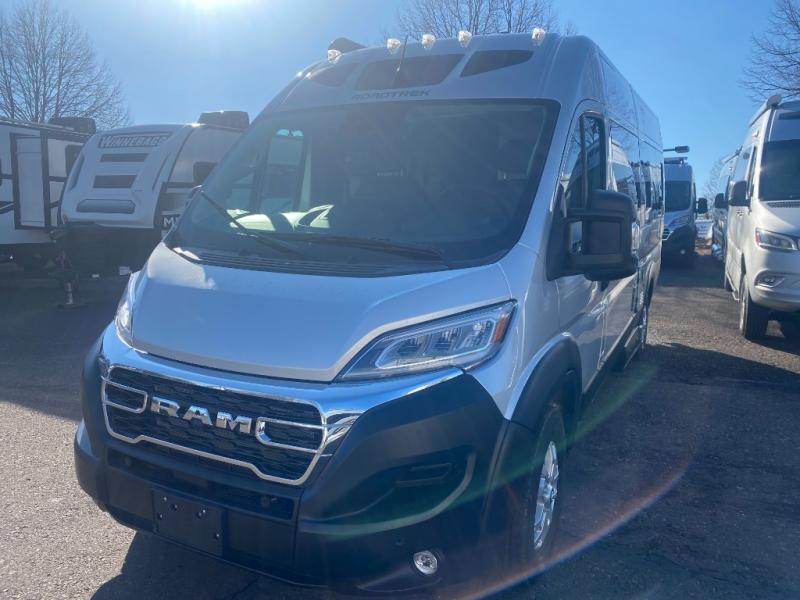2026 Roadtrek Roadtrek Play + RV