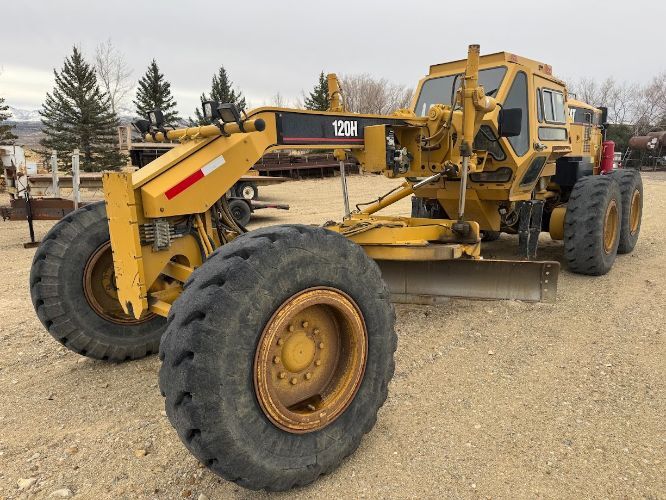 2004 CATERPILLAR 120H Underground Motor Grader in Elko, NV