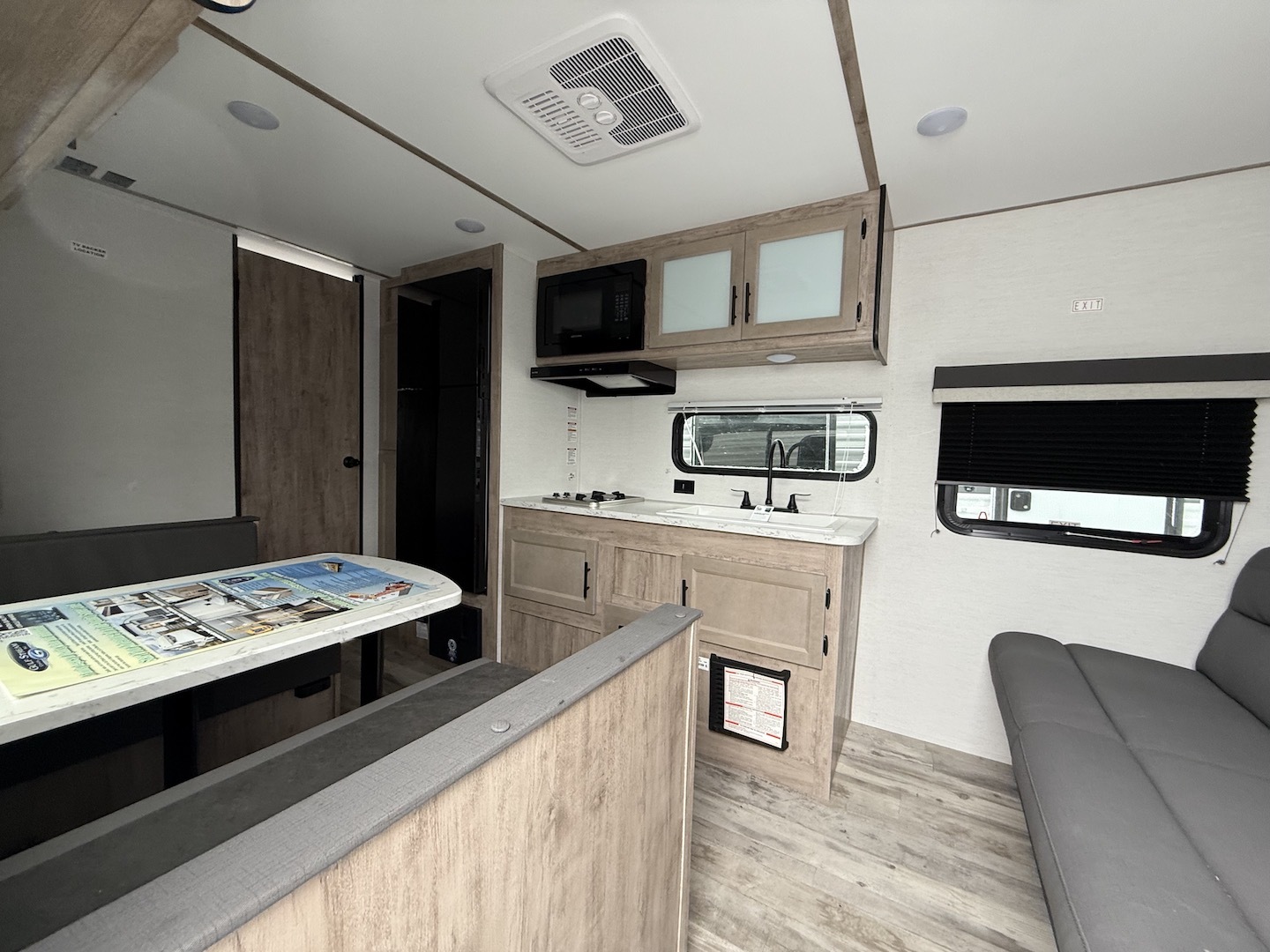 2025 Gulf Stream ameri-lite 241rb