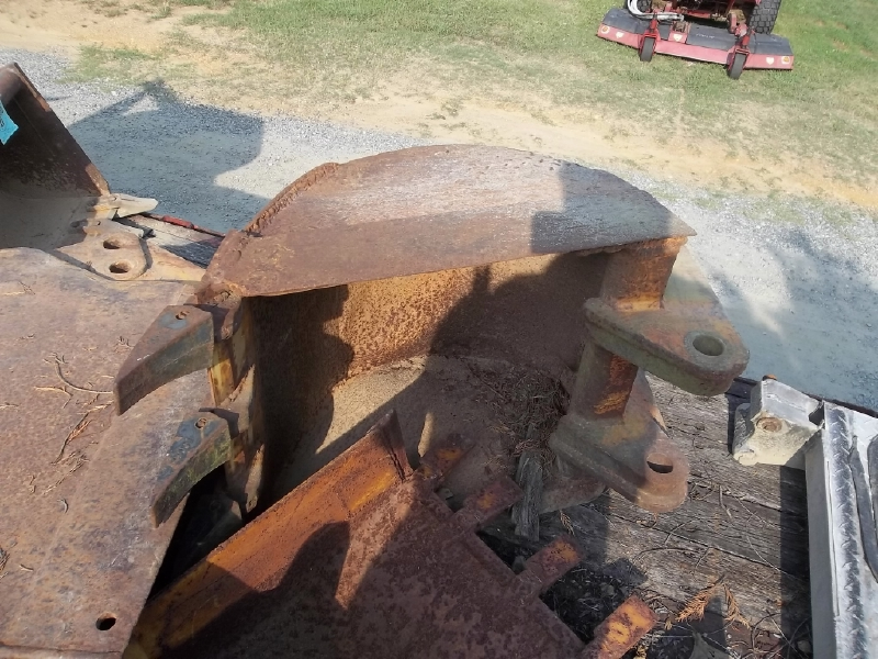 OTHER EQUIPMENT BUCKET