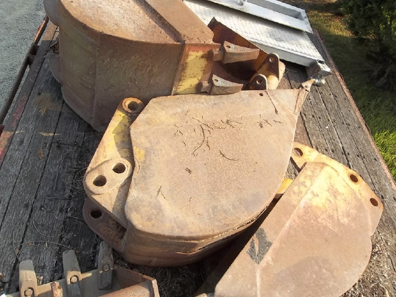 OTHER EQUIPMENT BUCKET