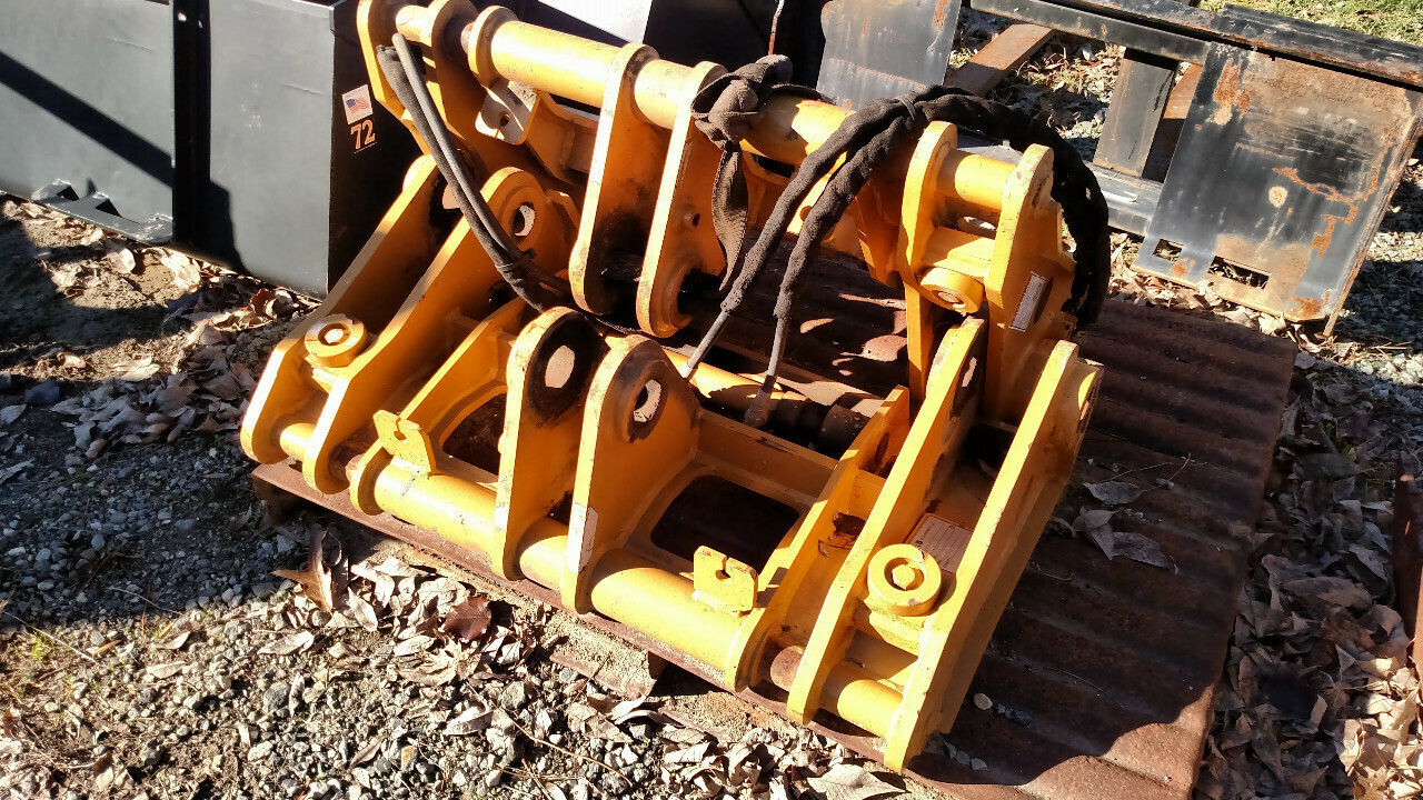 JCB 914B COUPLER in Greensboro, NC