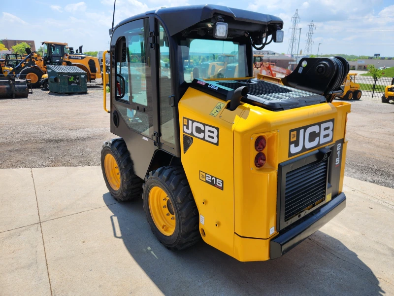 2024 JCB 215