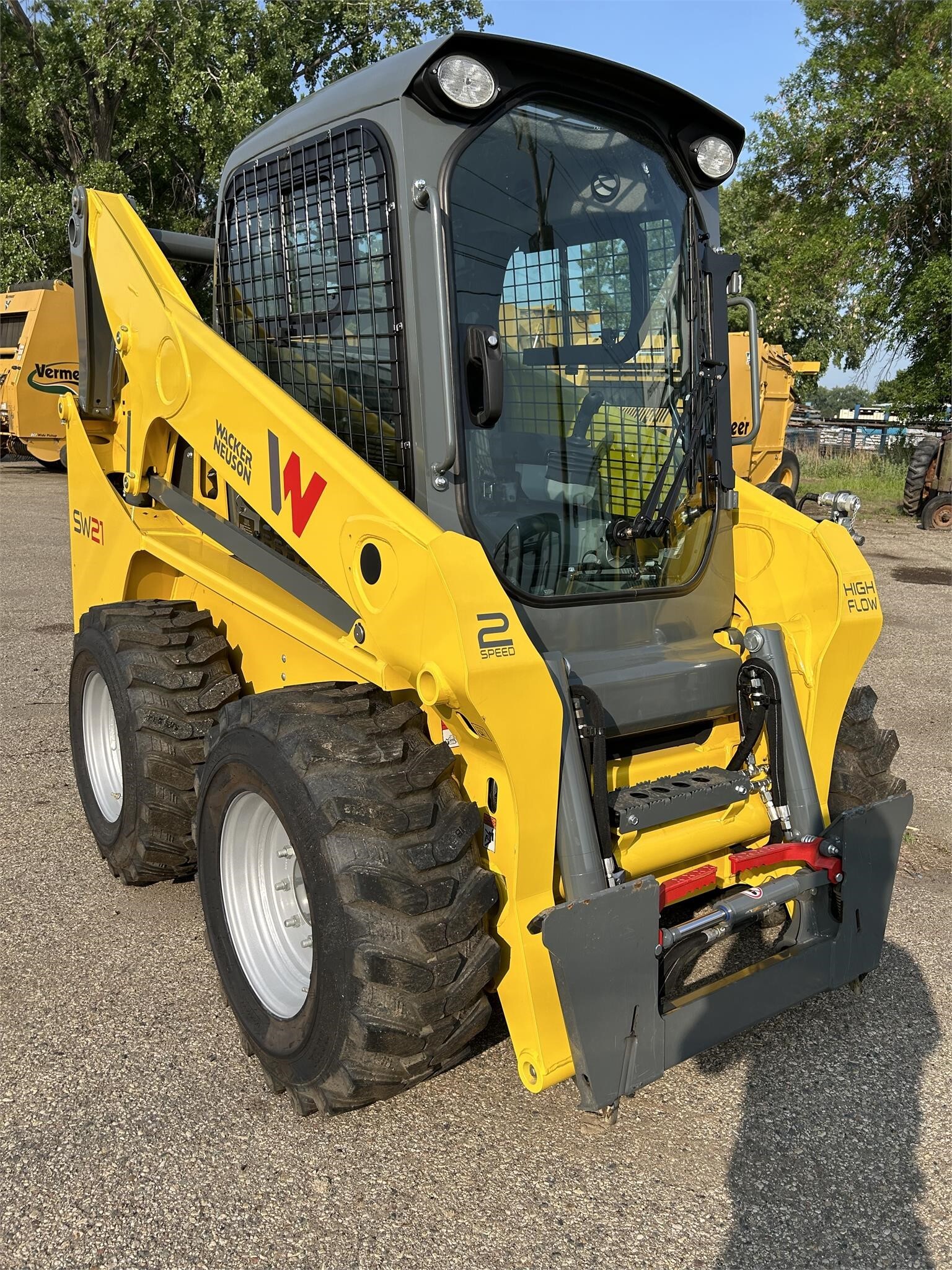 2023 WACKER NEUSON SW21 in Mandan, ND
