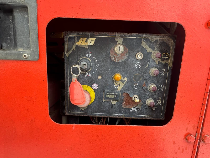 2000 JLG 260MRT