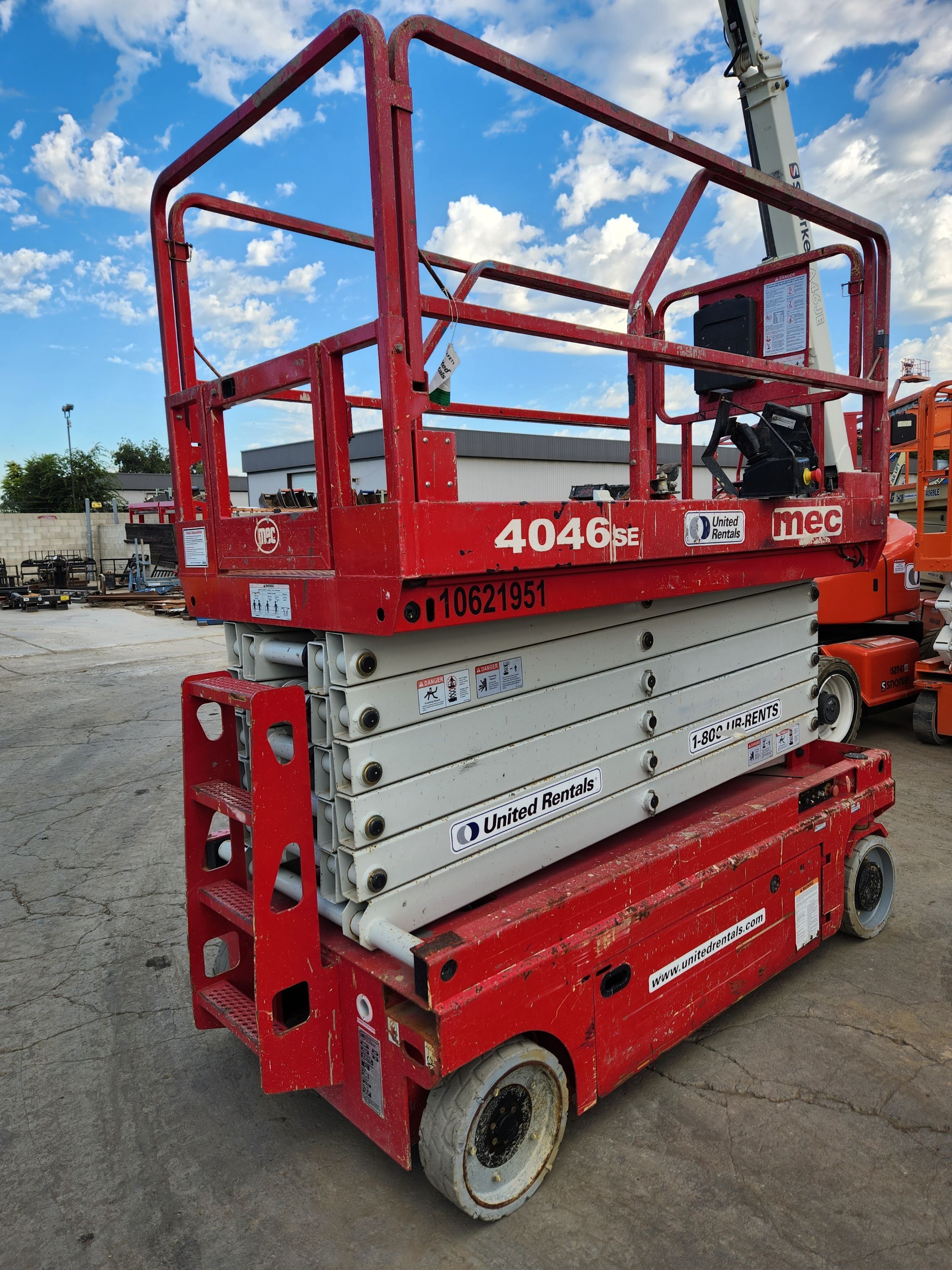 2017 MEC 4046SE Scissor Lift in Sacramento, CA