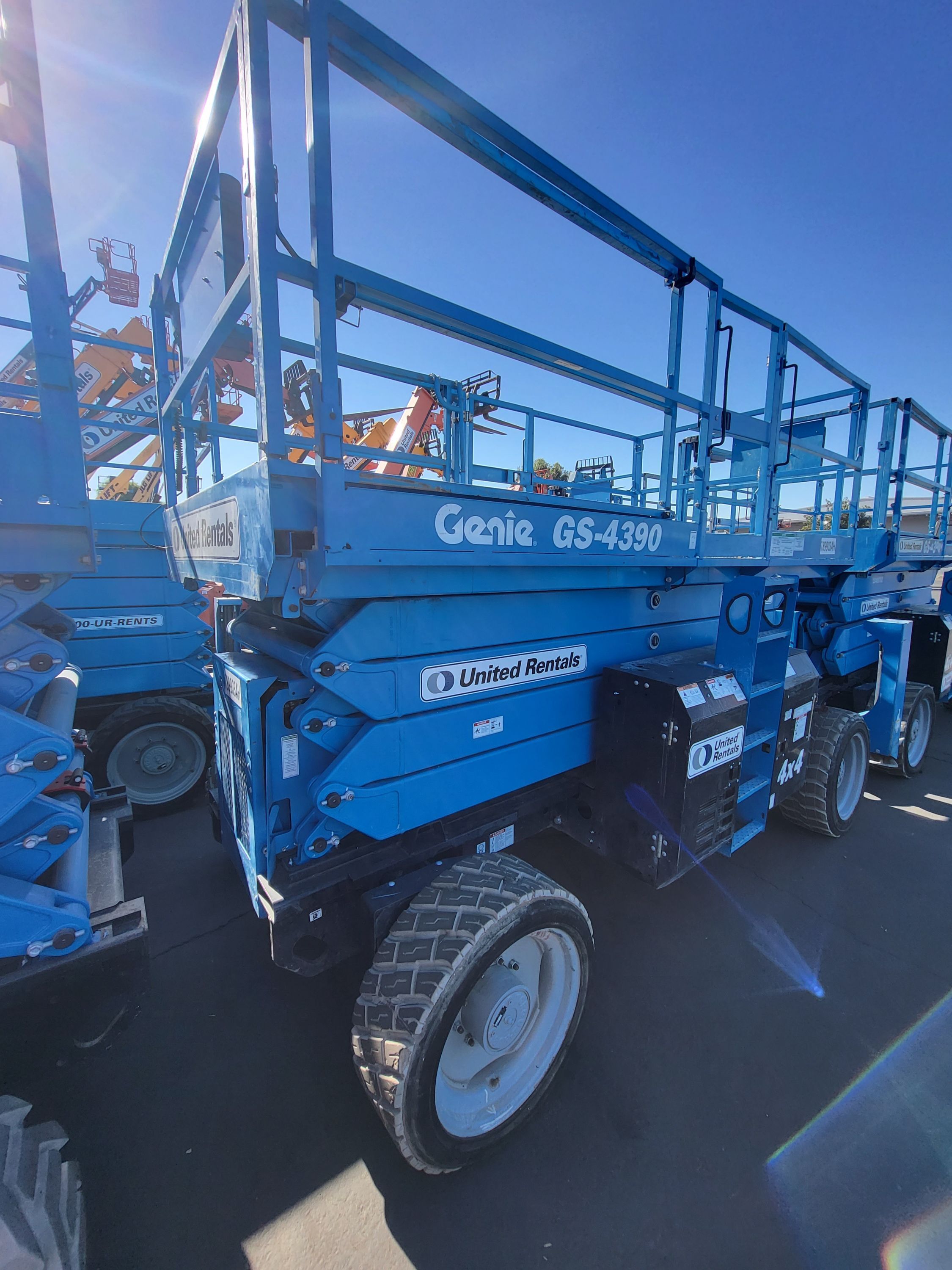 2017 GENIE GS-4390 RT Rough Terrain Scissor Lift in Sacramento, CA