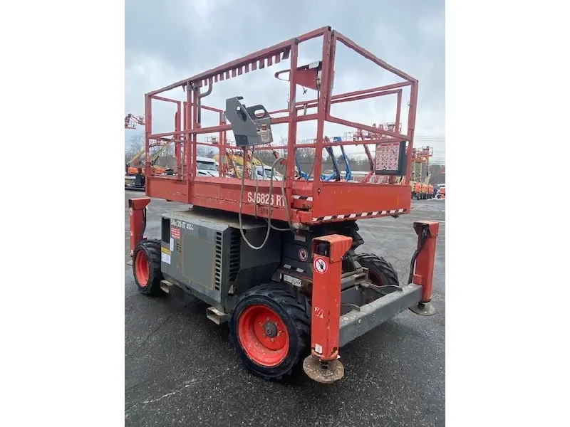 2017 SKYJACK SJ6826RT