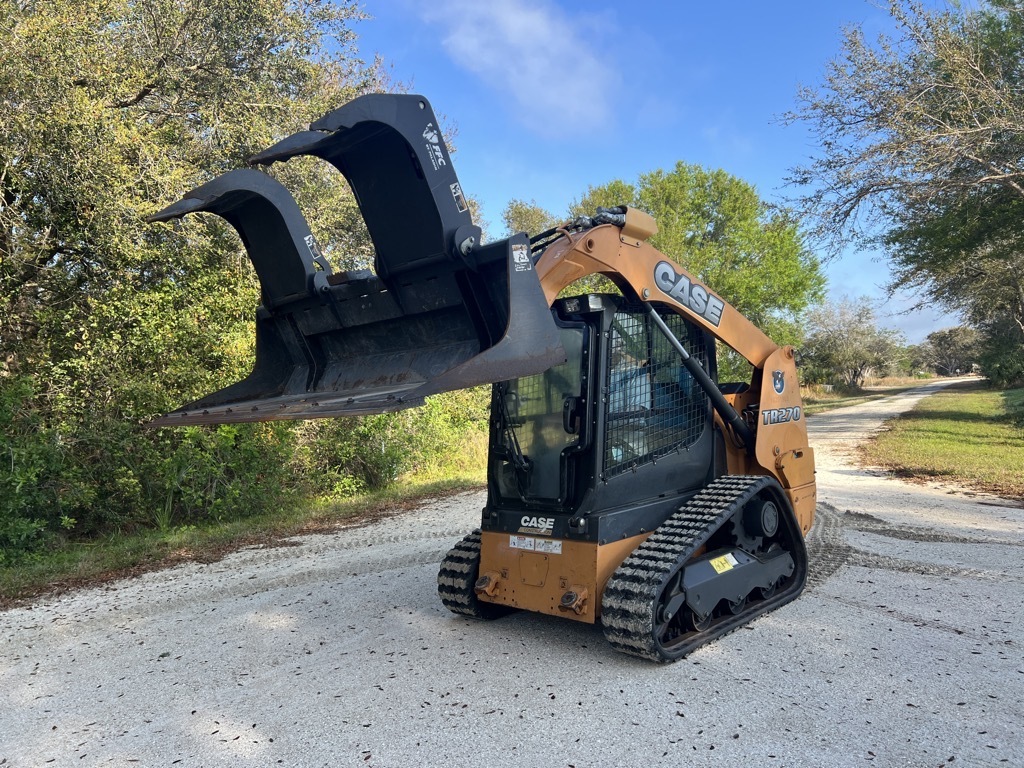 2016 CASE TR270 in Lake Placid, FL