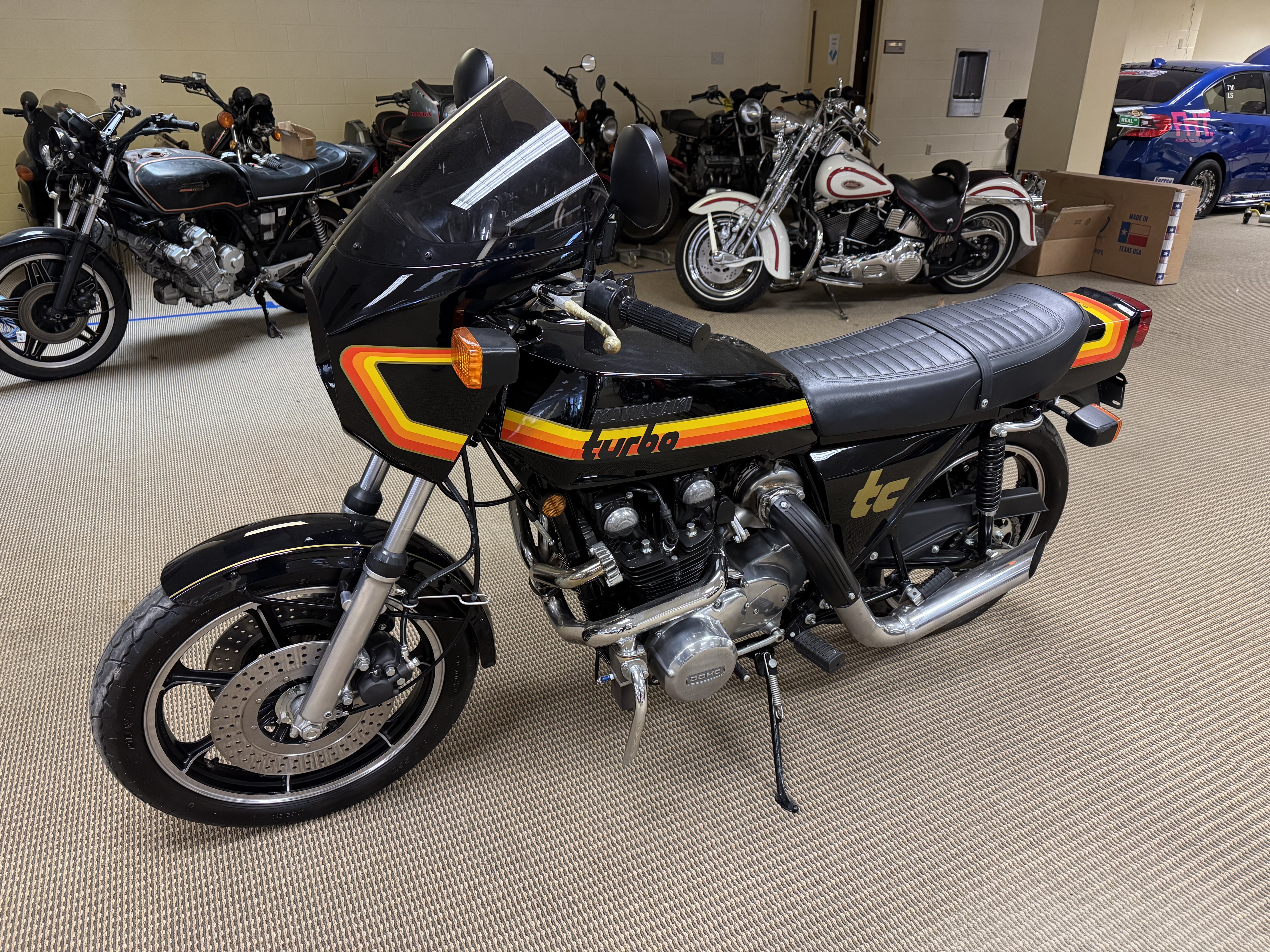 classic 　sold out Kawasaki Z1 Breaks Records: $82,500 Sale Stuns At Monterey