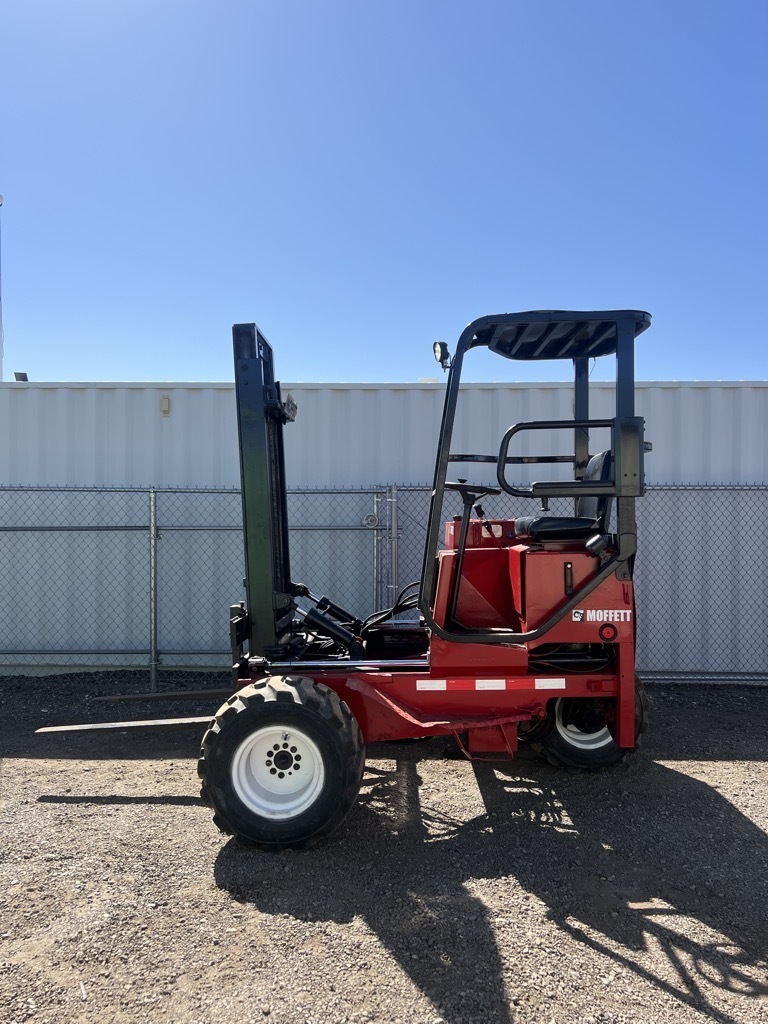 1997 MOFFETT M5000 in Mesa, AZ