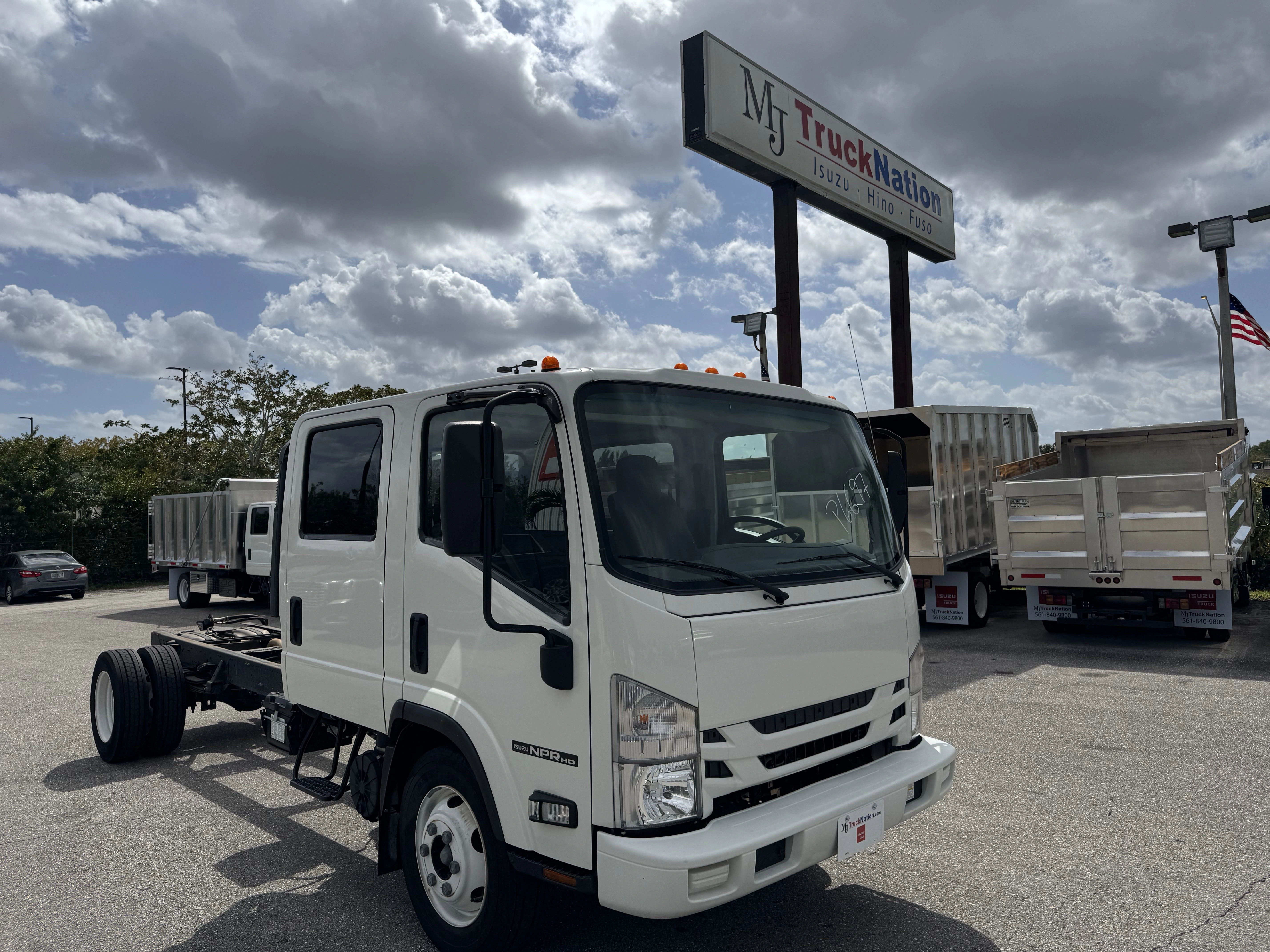 2021 Isuzu Npr Hd Trucks For Sale - Commercial Truck Trader