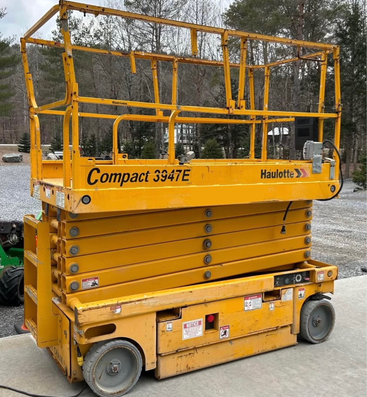 2014 HAULOTTE Compact 3947E in Spring City, PA