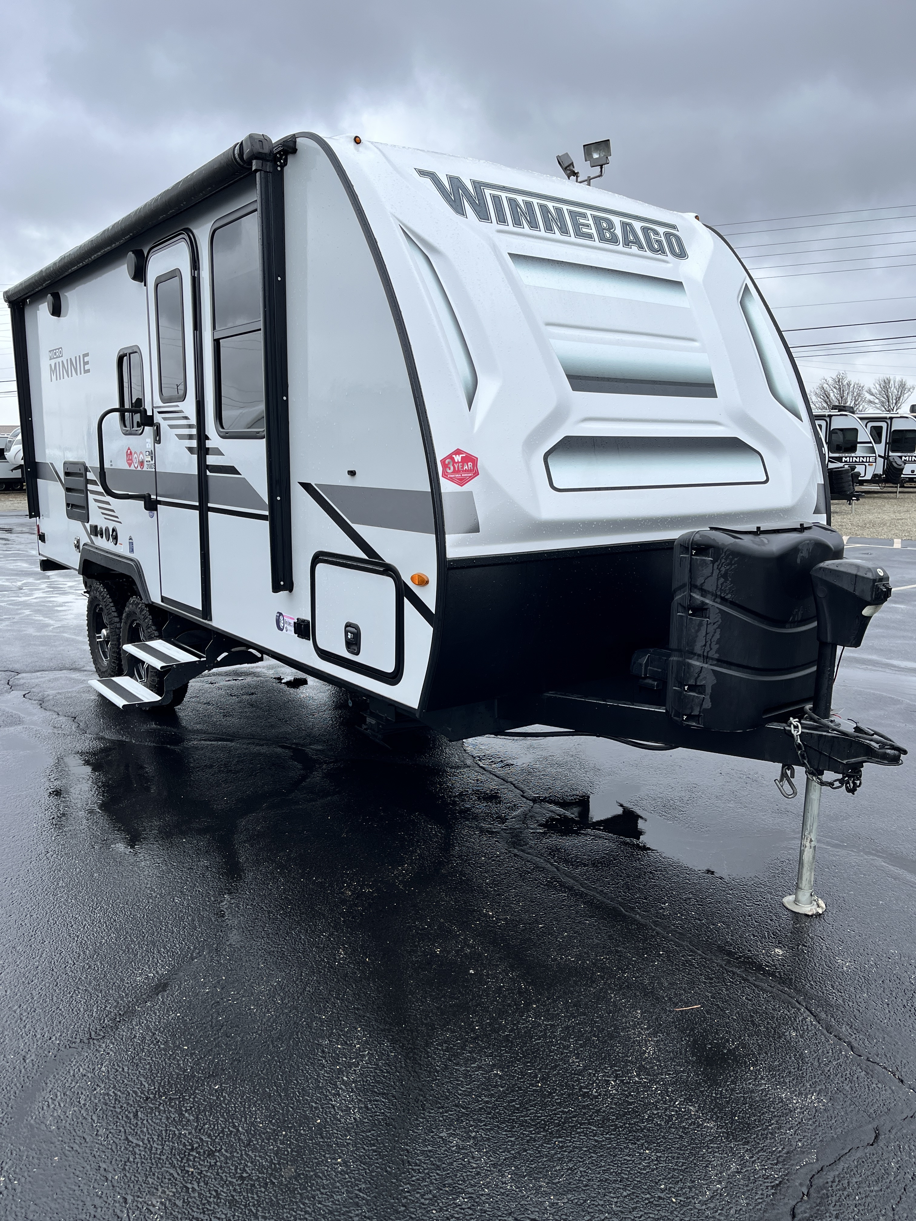 2022 Winnebago MICRO MINNIE 2108DS in indianapolis IN