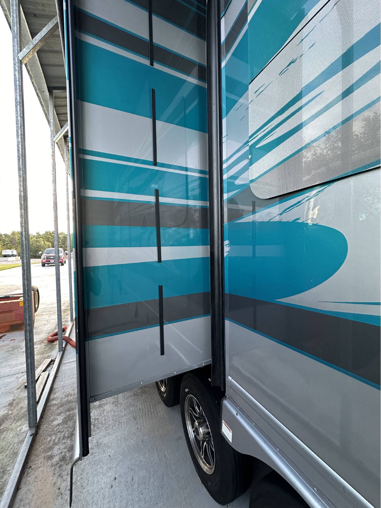 A photo of this 2023 Luxe TOY HAULER 47FB