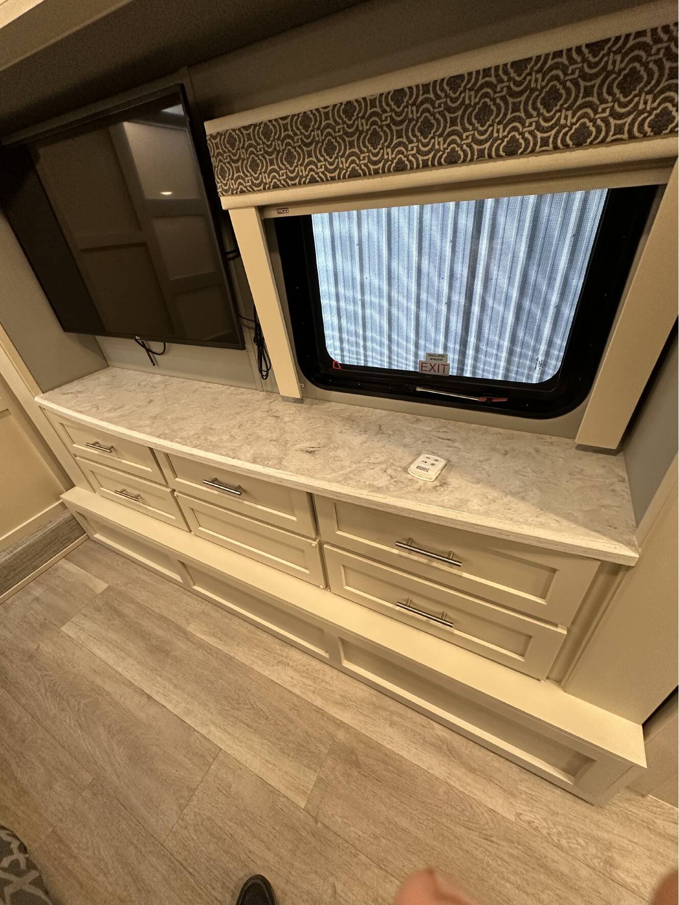 A photo of this 2023 Luxe TOY HAULER 47FB