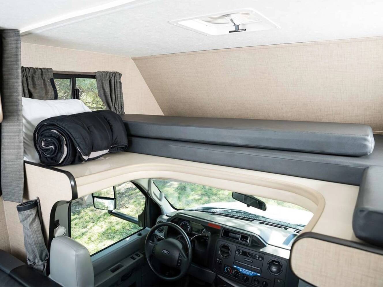 A photo of this 2020 Winnebago MINNIE WINNIE 28