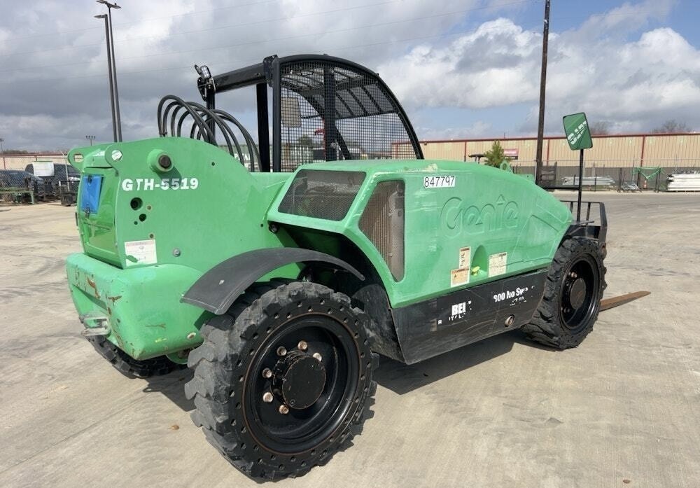 2017 GENIE GTH-5519 in Magna, UT